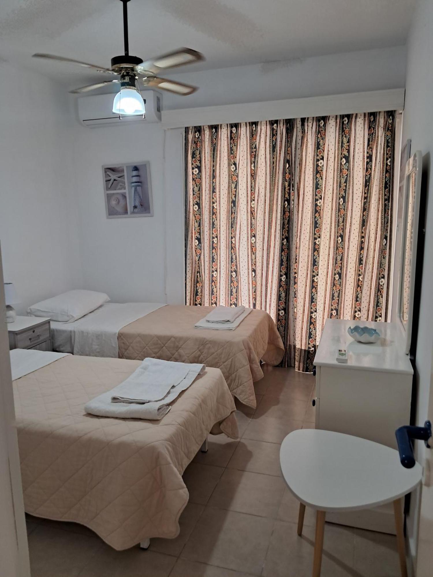 Lca2 Flat For You Apartment Larnaca Luaran gambar
