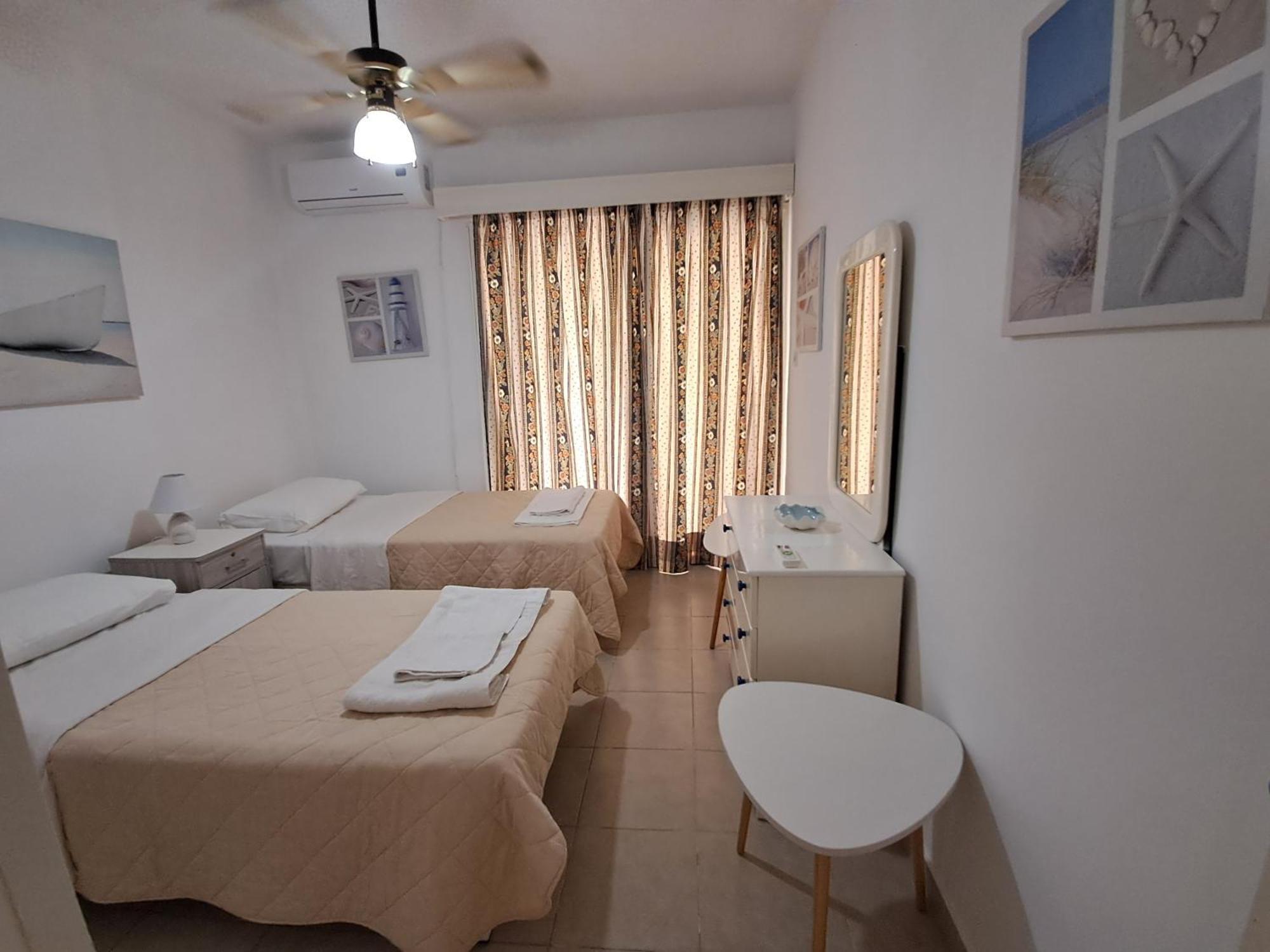 Lca2 Flat For You Apartment Larnaca Luaran gambar