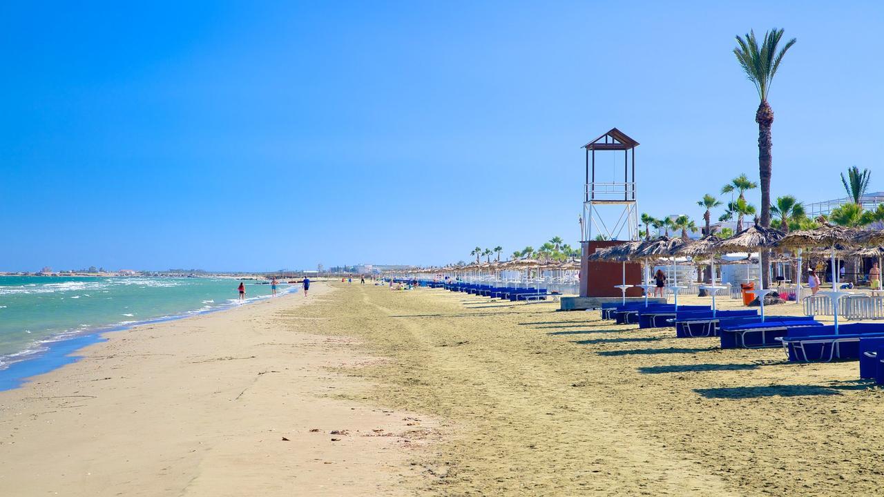 Lca2 Flat For You Apartment Larnaca Luaran gambar